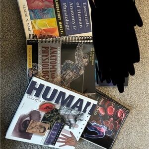 Human Anatomy and Physiology Textbook Set